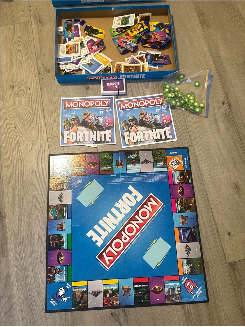 Fortnite Monopoly Board Game Hasbro - Picture 4 of 6